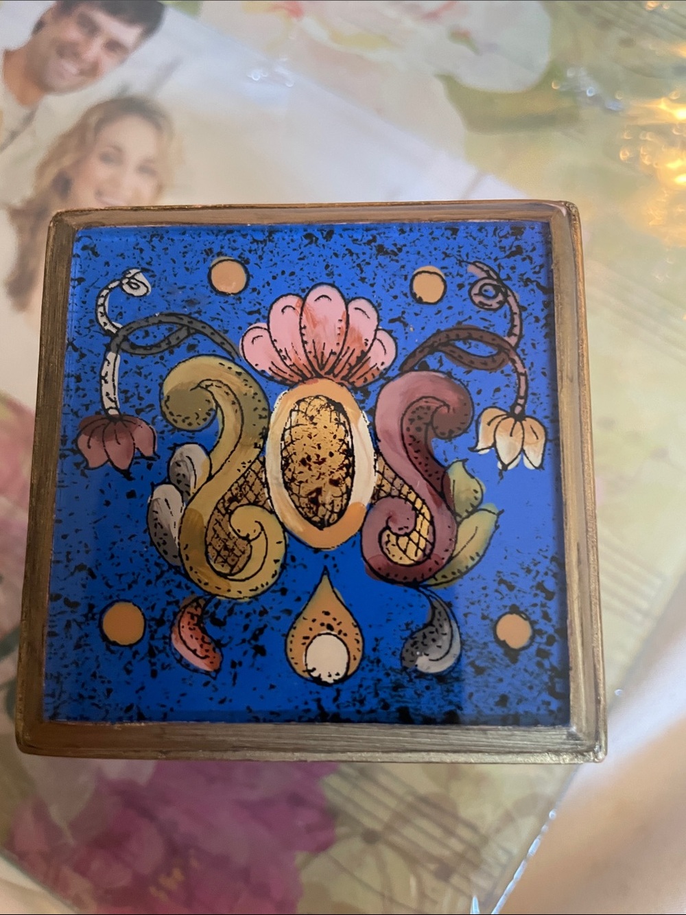 Vintage Florentine Style Reverse Hand Painted Hinged Trinket Box Blue Gold - Picture 11 of 11
